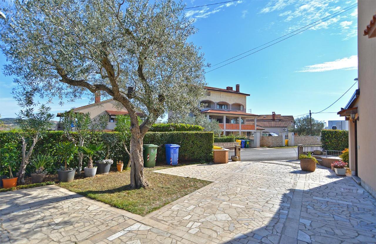 Apartments Ana 379 Rovinj Buitenkant foto