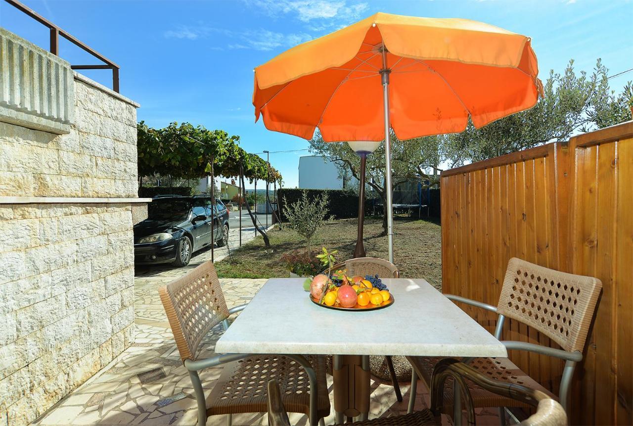 Apartments Ana 379 Rovinj Buitenkant foto