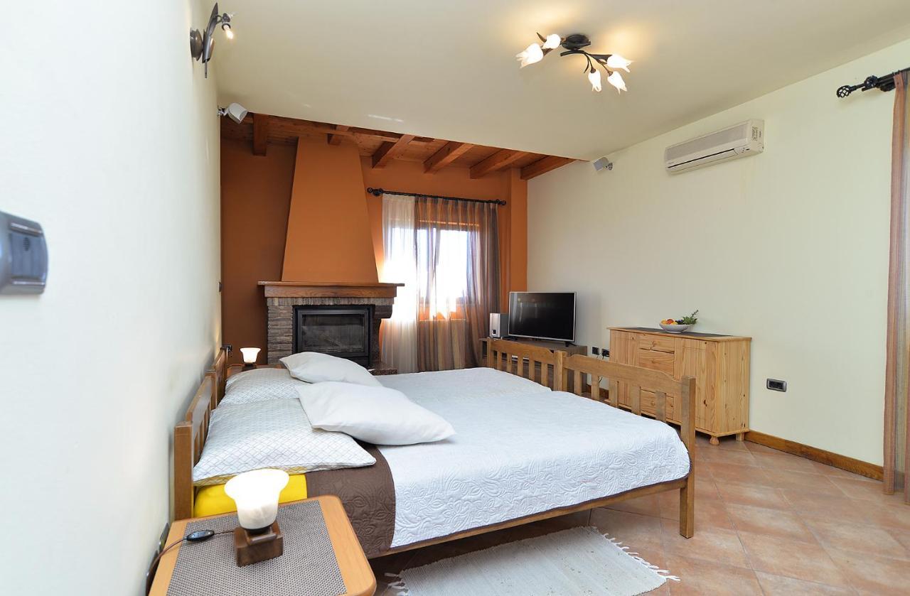 Apartments Ana 379 Rovinj Buitenkant foto