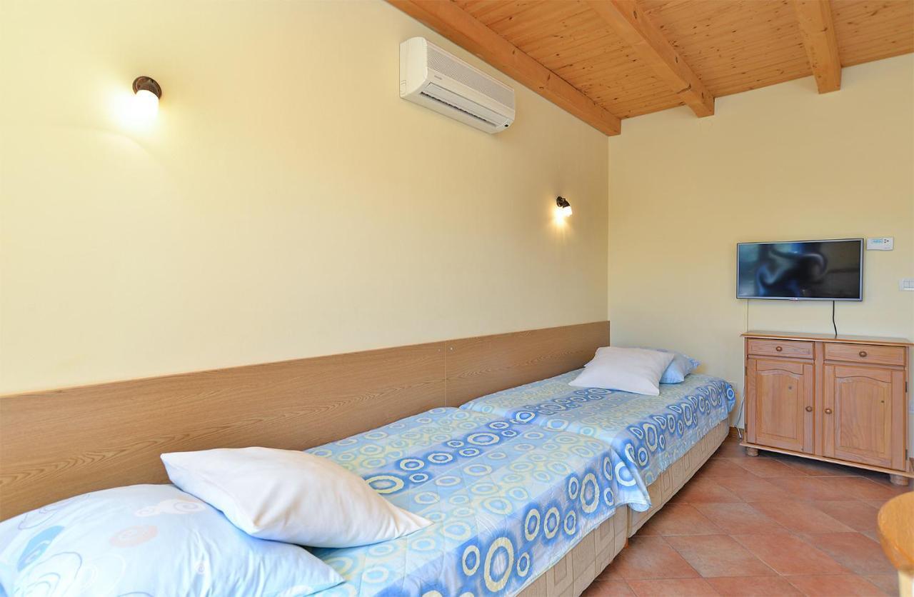Apartments Ana 379 Rovinj Buitenkant foto